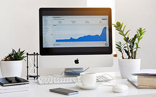 曼联后防线三人缺阵调整成关键，曼联后卫线