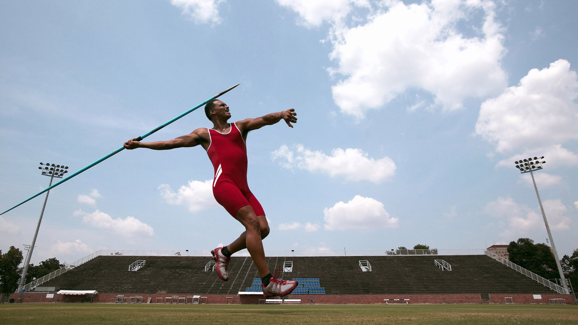 Fischer 灵活跑位成为对手噩梦